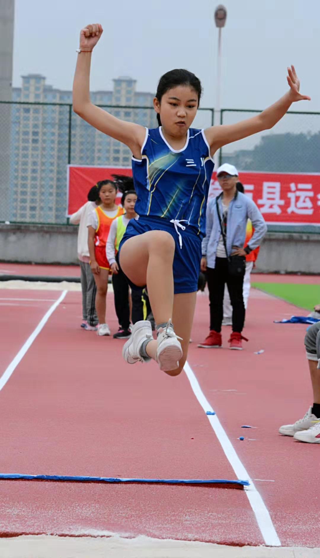 mmexport1573562692780.jpg